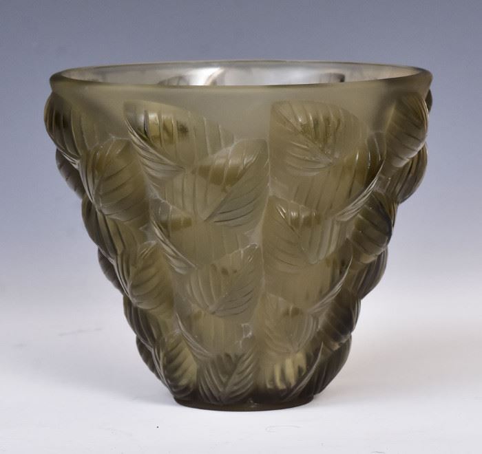 Lalique Moissac Vase        Bid on-line today through March 21st at www.fairfieldauction.com
