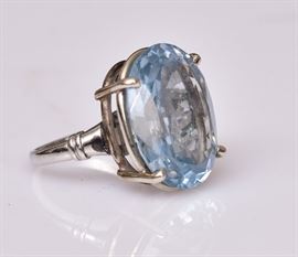 Platinum Aquamarine Ring             Bid on-line today through March 21st at www.fairfieldauction.com