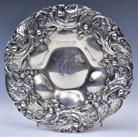 Art Nouveau Sterling Silver Footed Center Bowl             Bid on-line today through March 21st at www.fairfieldauction.com