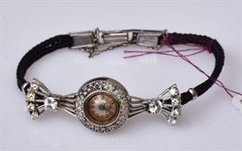 14k gold jewelry             Bid on-line today through March 21st at www.fairfieldauction.com