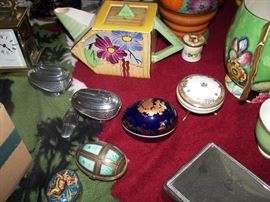 Vintage boxes, lighters and pottery
