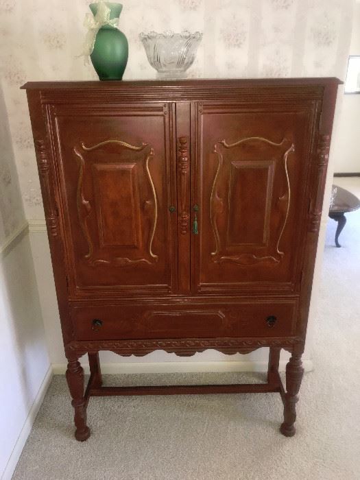 NIce Large Cabinet