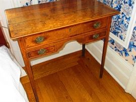 18th C. Lowboy