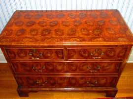 Late 18th/Early 19th C. Oyster Veneer Chest of Drawers