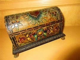 Cold Paint Jewel Cask