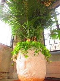 Haddon Stone Planter