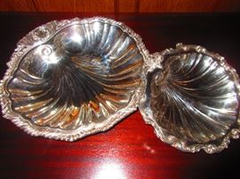 Large Early Sheffield Shell Dishes