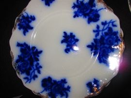 One of a group of 6 Flow Blue Luncheon Plates