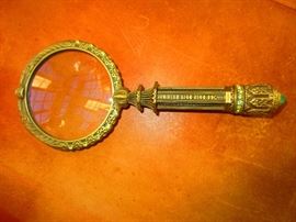 Berebi Magnifying Glass