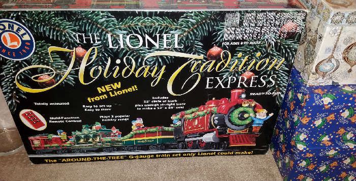 The Lionel Holiday Tradition Express