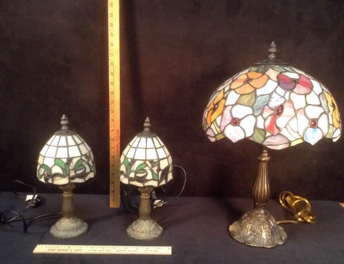 100 Tiffany Style Lamps