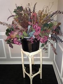Plant stand and arrangement