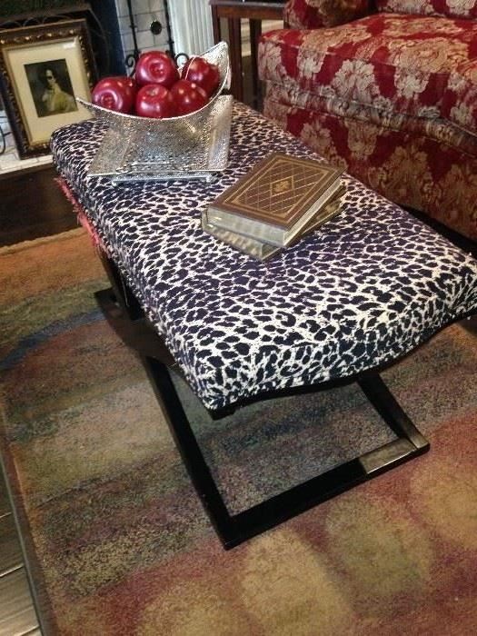 Good-looking bed bench or coffee table