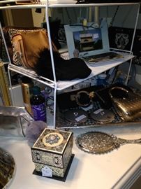 Vanity accessories