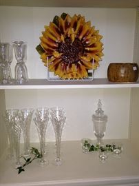 Large sunflower platter; flutes