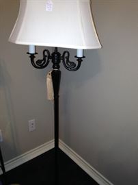 Floor lamp