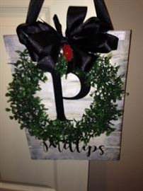 "P" Christmas door decor