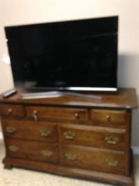 TV and chest of drawers
