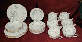 Noritake Cho-Cho-San 12 piece China Set