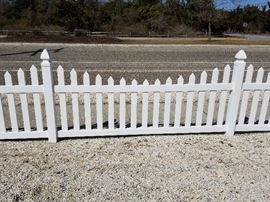 Vinyl fence, over 10 sections available
