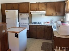 Kitchen cabinets to go