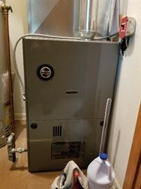 Rudd gas heater- newer model