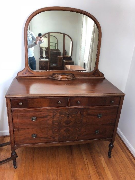 Antique Chataqua dresser with mirror