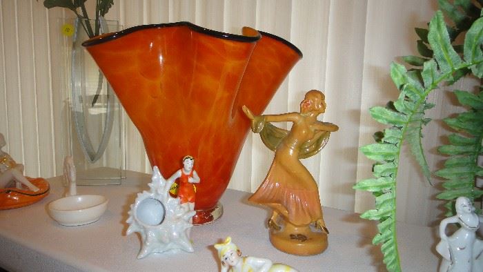 Art Deco Porcelain Lady Figurines , Large Vase from the  Mirage Hotel, Vegas