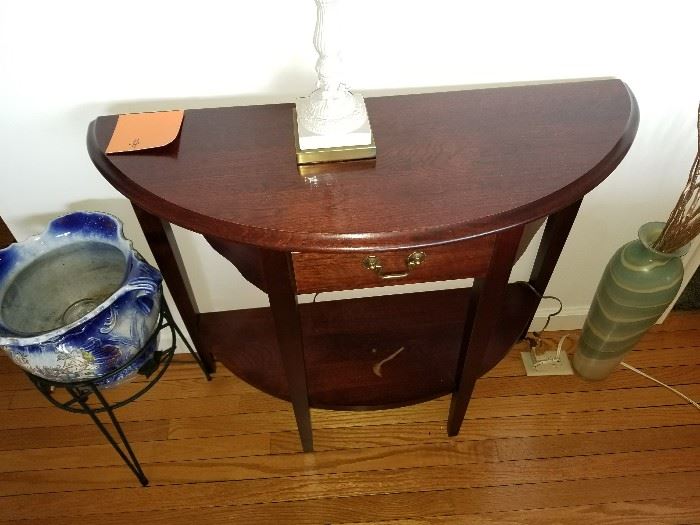 Halfmoon Mahogany Table w shelf planter with stand vase