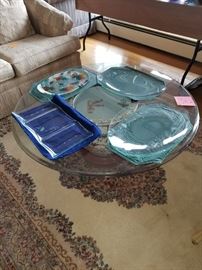 Chinese jardiniere coffee table with heavy thick beveled glass  princess house, mikasa glass tray