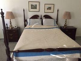 Drexel queen size bed