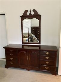 Drexel dresser