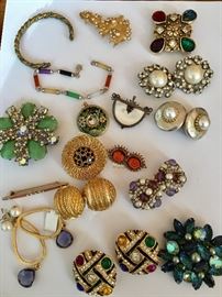 vintage Fashion jewelry