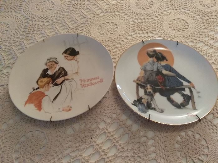  2 Norman Rockwell Collector Plates  http://www.ctonlineauctions.com/detail.asp?id=696087