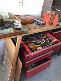 craftsman tool bench 