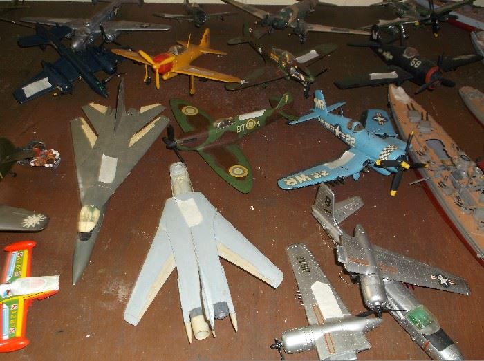 Toy planes