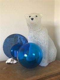 Large polar bear lighted sculpture