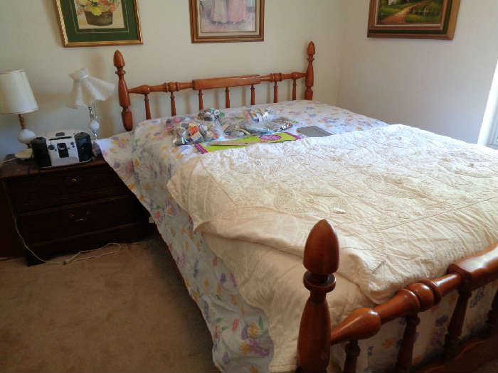 QUILTS, FULL SIZE BED