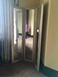 Full length free standing trifold mirror 