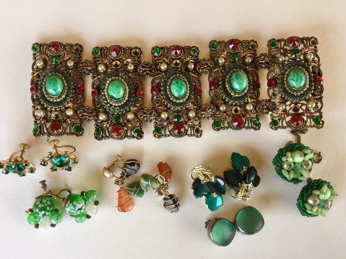 Vintage fashion bracelet and earrings