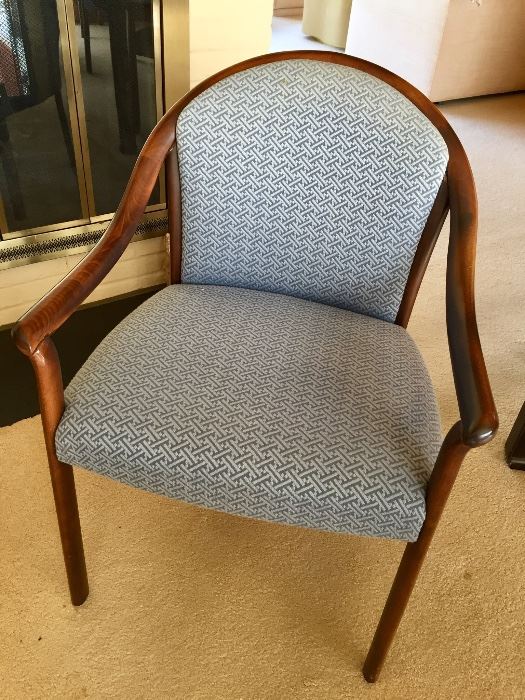 Upholstered dining chair (8)