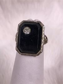 014 gold Ring with black stone