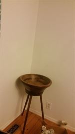 WOODEN BOWL ON STAND