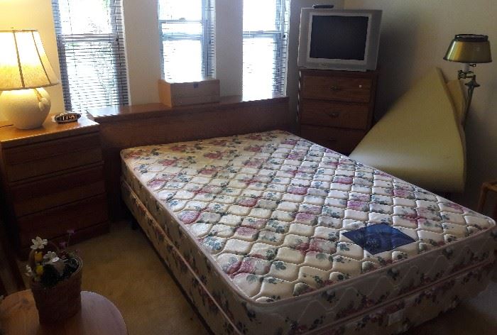 Double/full size bed and night stand