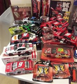 NASCAR lovers fun day.  1:24 scale, 1:64 scale and 1:18 scale. plus lots of extra's..