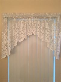 Lots of Curtains, including Lace!