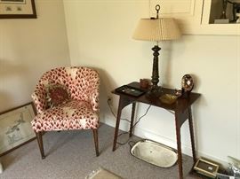 Lily Print chair and Decorative Accessories