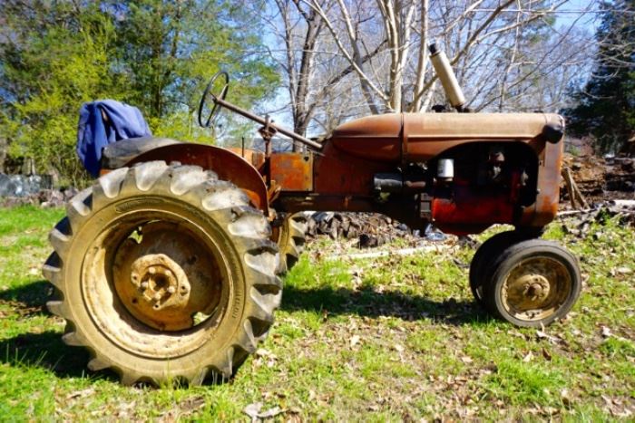 1948 Allis C Chambers Tractor (works great!)