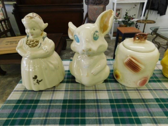Shawnee pottery Dutch Girl cookie jar, Vintage cookie jars 