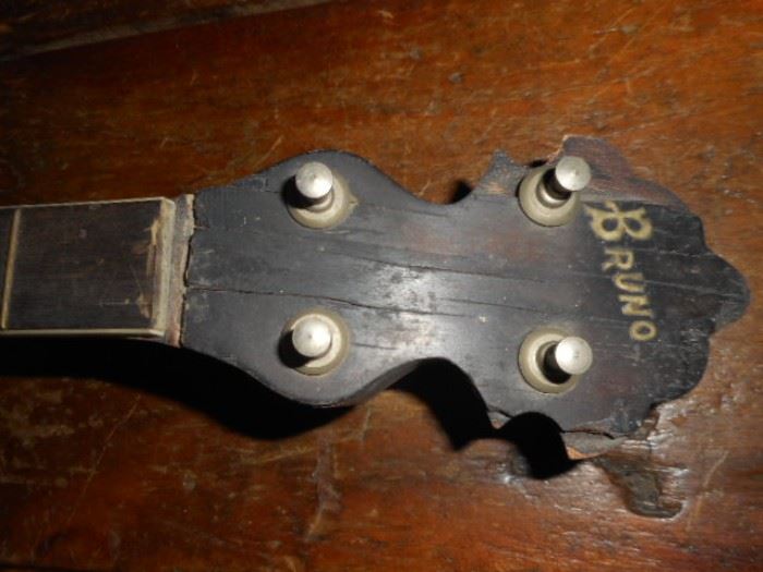 Vintage Bruno banjo